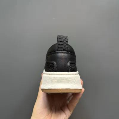 RUN EASE OUTDOOR SHOES